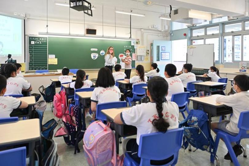教師應按課程目標選教材 教師應按課程目標選教材