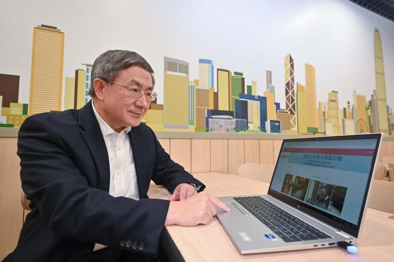 群策群力: 卓永興籲請市民善用全新網頁回饋意見,支持政府打擊衞生黑點的工作。 群策群力: 卓永興籲請市民善用全新網頁回饋意見,支持政府打擊衞生黑點的工作。