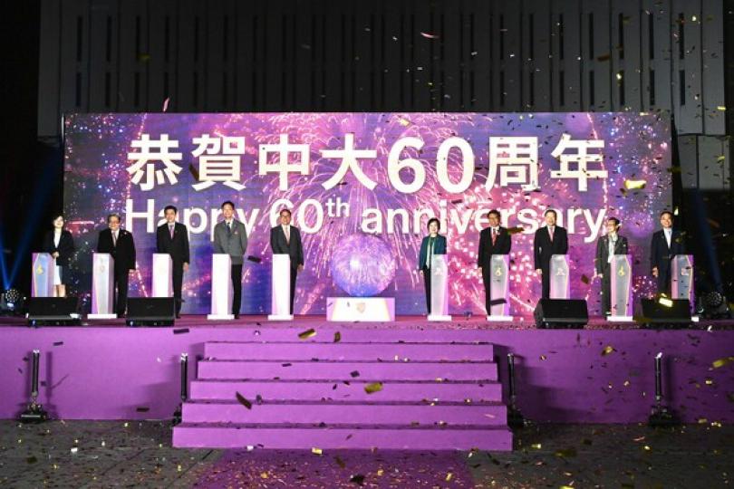 全力支持大學壯大本港人才庫 全力支持大學壯大本港人才庫