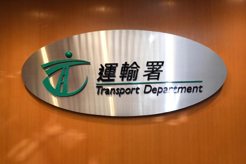 逾三十諮詢站助車主辦理易通行 逾三十諮詢站助車主辦理易通行