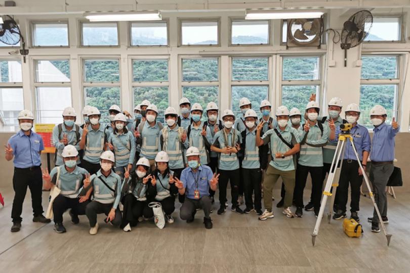 建業築夢 成就專業 建業築夢 成就專業