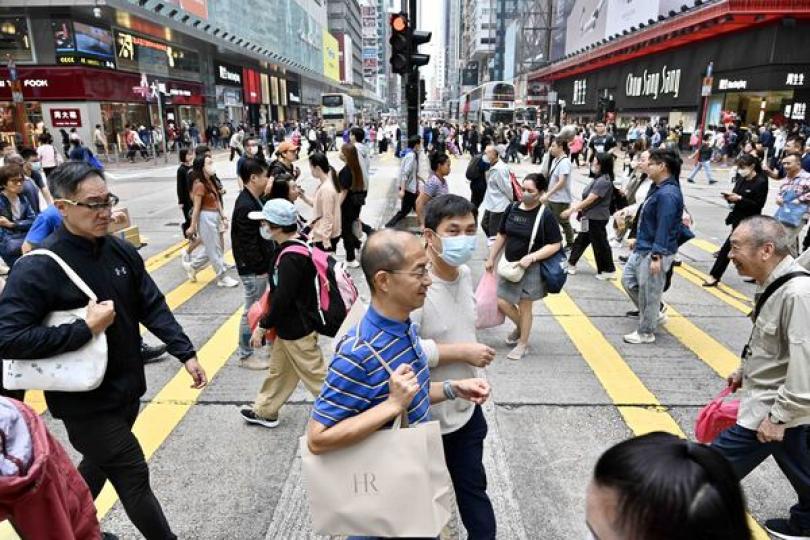 本港去年人口增0.4% 本港去年人口增0.4%