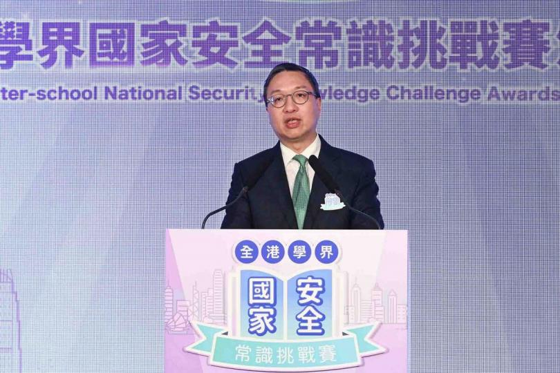 不斷學習: 林定國期望同學保持對國家安全的關注和熱情,不斷學習和積極參與。 不斷學習: 林定國期望同學保持對國家安全的關注和熱情,不斷學習和積極參與。
