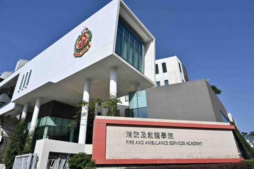 將軍澳渠道白色泡沫已獲清理 將軍澳渠道白色泡沫已獲清理