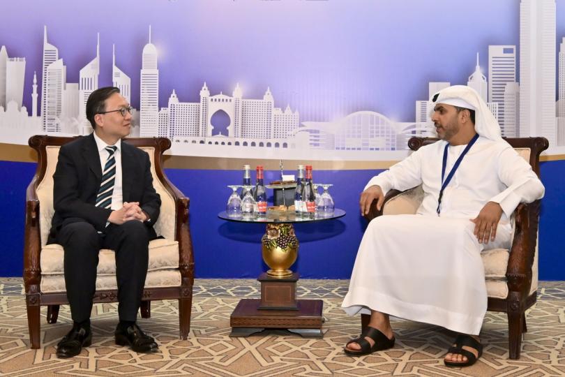 促進協作:  林定國（左）與Abdullah bin Sultan bin Awad Al Nuaimi會面。