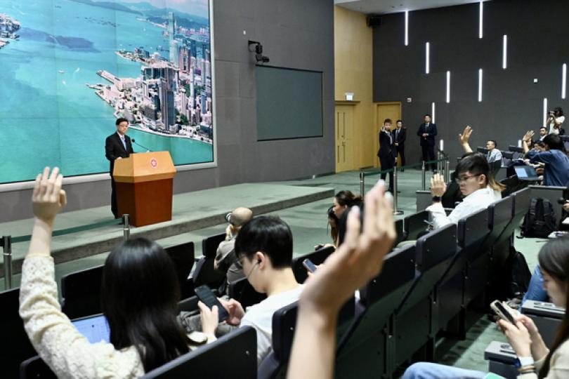 李家超:校政須以大學利益為首 李家超:校政須以大學利益為首