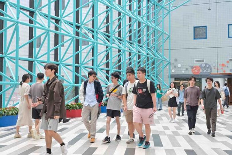 資助大學學費明年起連續三年提高 資助大學學費明年起連續三年提高