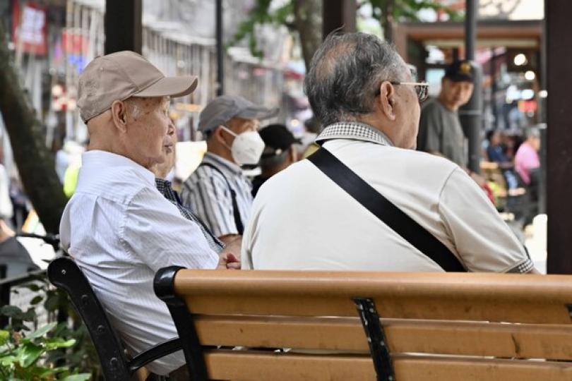 長者牙科服務資助項目下月優化 長者牙科服務資助項目下月優化