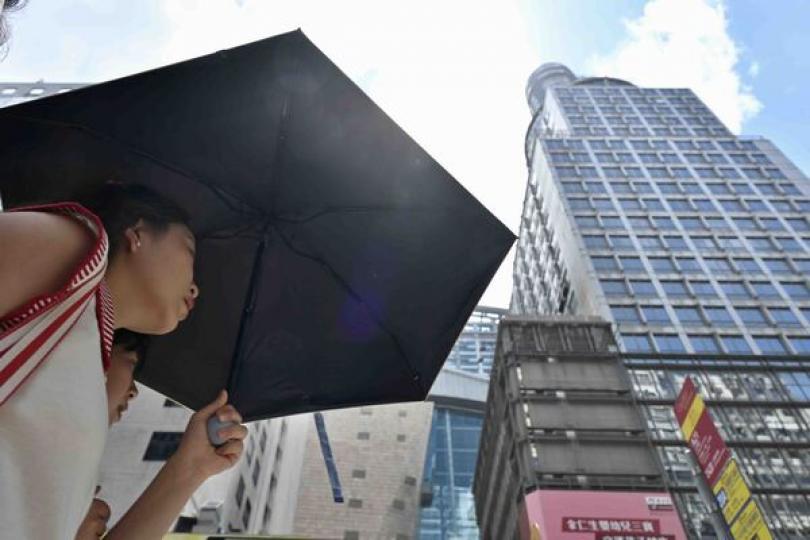 6月炎熱多雲 6月炎熱多雲