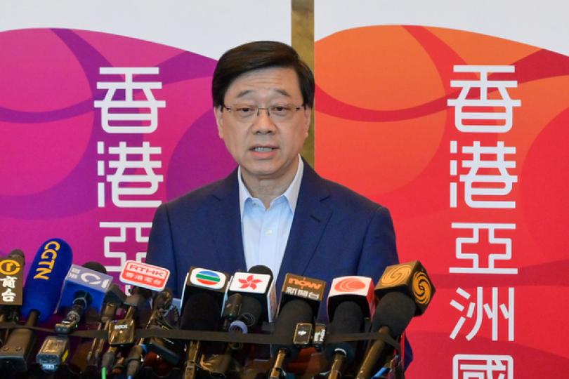 贈港大熊貓選定 力爭十一到港 贈港大熊貓選定 力爭十一到港