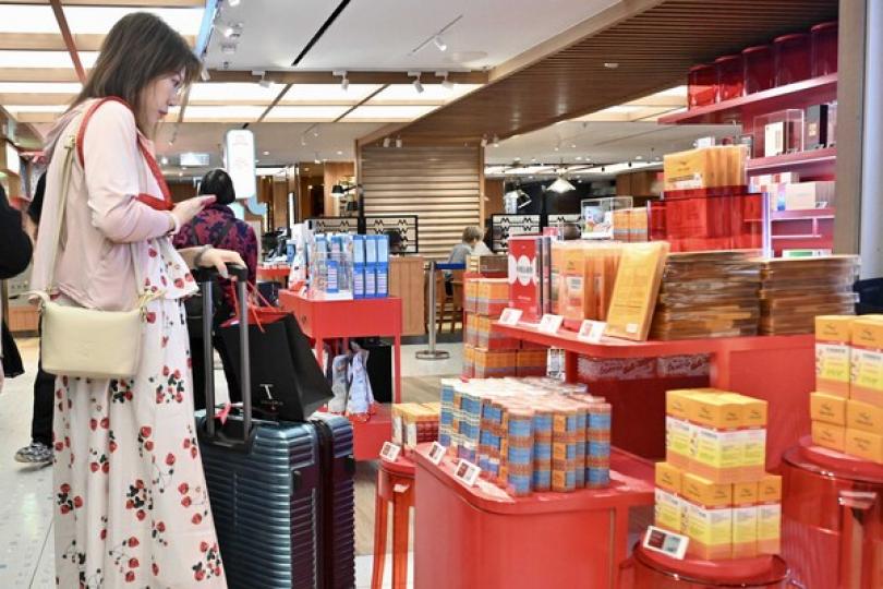 內地客新免稅額今在所有口岸實施 內地客新免稅額今在所有口岸實施