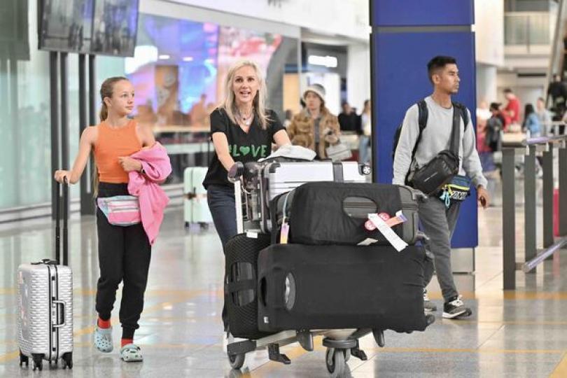 盛事不斷 冀吸引旅客訪港消費 盛事不斷 冀吸引旅客訪港消費