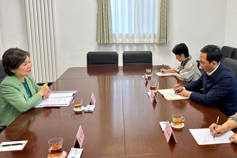 蔡若蓮北京出席國慶活動 蔡若蓮北京出席國慶活動