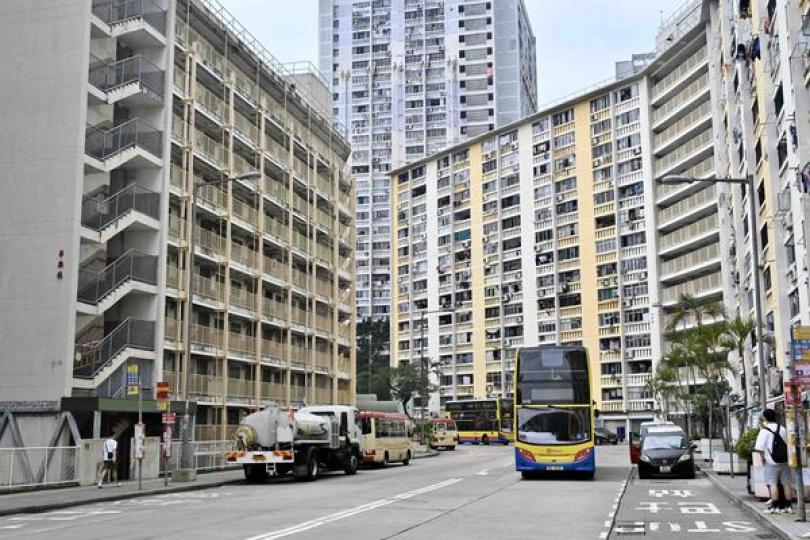 華富邨重建計劃第三期提前遷置 華富邨重建計劃第三期提前遷置