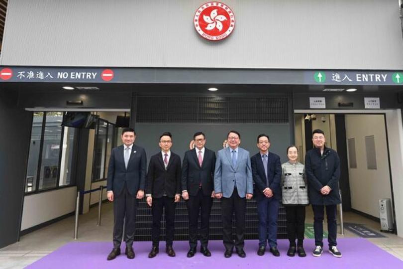 中英街檢查站試行無感通道 中英街檢查站試行無感通道