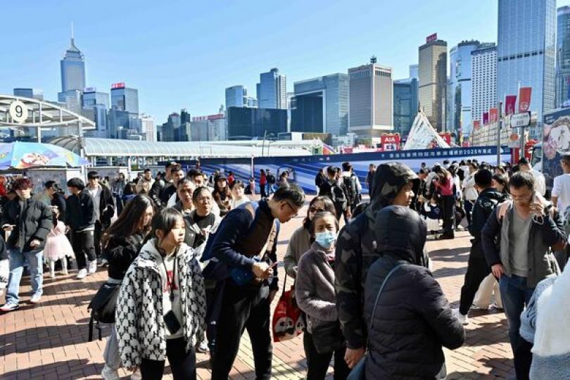 年廿九至年初三旅客人次近68萬 年廿九至年初三旅客人次近68萬