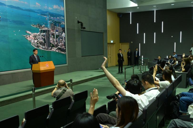 特首:與中聯辦加強溝通有利香港 特首:與中聯辦加強溝通有利香港