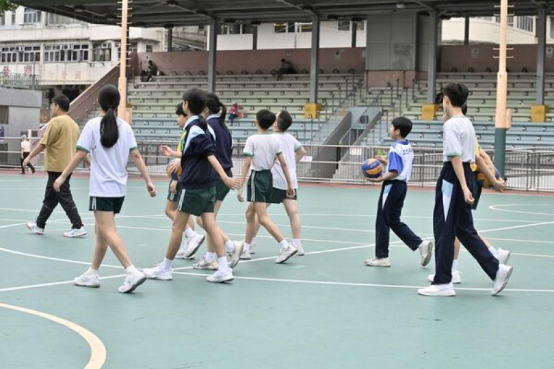 全校參與 促進學生精神健康 全校參與 促進學生精神健康