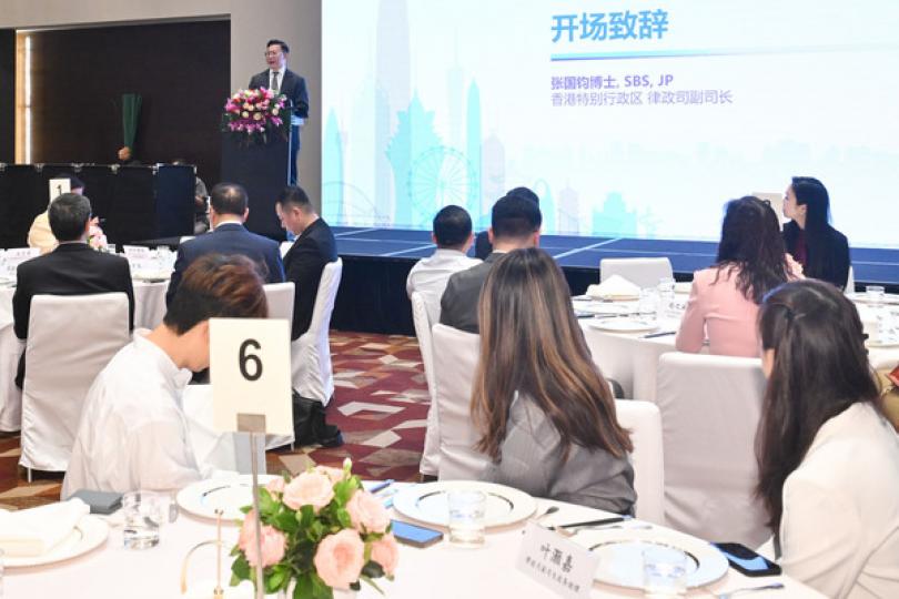 張國鈞率團訪問廣州 張國鈞率團訪問廣州