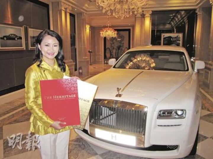 信置特別搭建「清水房」讓公眾參觀，並表示歡迎睇樓人士度尺和拍照。（林可為攝）