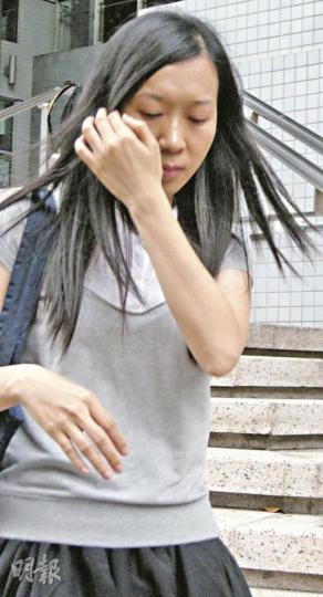 拍賣網女東主陳燕玲昨承認在淘寶網買入冒牌貨，再放上香港雅虎拍賣網轉售。（利嘉茵攝）