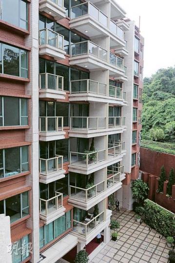 市場消息指出，以遠高於同區二手價開售的大埔承峰，至今暫未錄得成交。最終亦令買家轉投區內二手市場。（劉焌陶攝）

