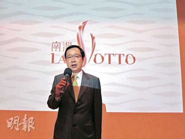 新地代理執行董事雷霆表示，南灣定必依足9招12式規定售樓，集團更為南灣製作代理銷售培訓短片。（陳天賜攝）