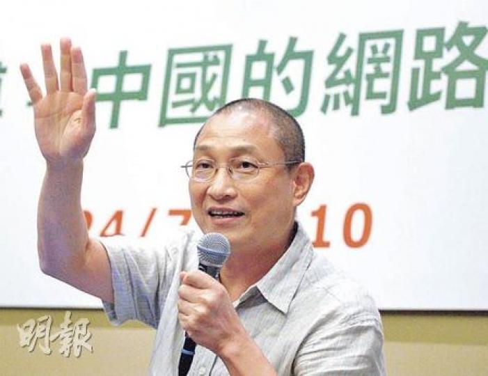 錢鋼昨在書展論壇上直言,現今中國網絡世界「進步、停滯與倒退並存」,並質問內地政府到底想要一個「國際互聯網」還是「中國互聯網」。(李紹昌攝) 錢鋼昨在書展論壇上直言,現今中國網絡世界「進步、停滯與倒退並存」,並質問內地政府到底想要一個「國際互聯網」還是「中國互聯網」。(李紹昌攝)