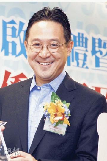教育局副局長陳維安表示,facebook有助官員與青少年溝通,但官員要親自回覆留言。(陳智良攝) 教育局副局長陳維安表示,facebook有助官員與青少年溝通,但官員要親自回覆留言。(陳智良攝)