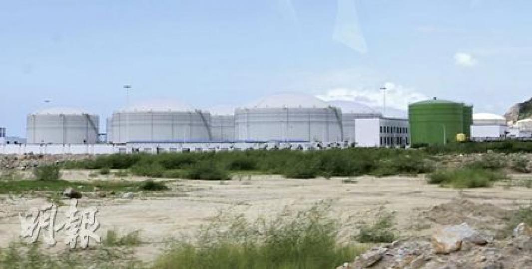 珠海西部的高欄港經濟區連接南海深水港,多個石油化工公司在這裏興建生產設施。(周展鴻攝) 珠海西部的高欄港經濟區連接南海深水港,多個石油化工公司在這裏興建生產設施。(周展鴻攝)