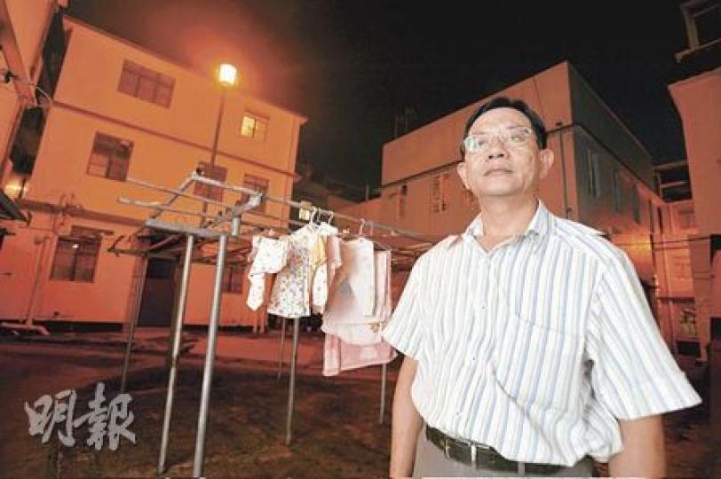 民政事務總署聯絡主任協會主席邱松坤表示,聯絡主任與鄉村關係千絲萬縷,擔心處理村代表選舉或有貪污、不公之嫌,要求交由選舉事務處作統籌。(朱永倫攝) 民政事務總署聯絡主任協會主席邱松坤表示,聯絡主任與鄉村關係千絲萬縷,擔心處理村代表選舉或有貪污、不公之嫌,要求交由選舉事務處作統籌。(朱永倫攝)