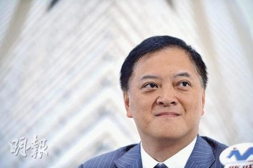 富力地產董事長李思廉說,儘管中央政府調控房地產市場,但集團業務營運所得現金流量仍保持穩定,截至6月底的現金結餘超過人民幣100億元。(朱永倫攝) 富力地產董事長李思廉說,儘管中央政府調控房地產市場,但集團業務營運所得現金流量仍保持穩定,截至6月底的現金結餘超過人民幣100億元。(朱永倫攝)