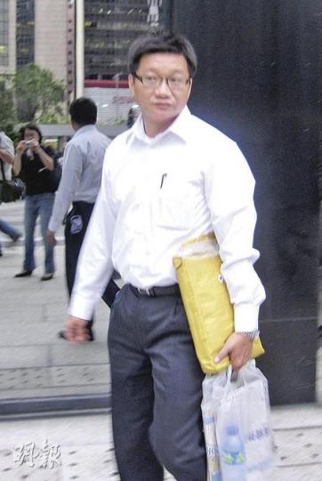 被指受賄、現正停職的警長潘國球，被捕後曾向廉署人員否認識「崩嘴崩」。（黃景怡攝）