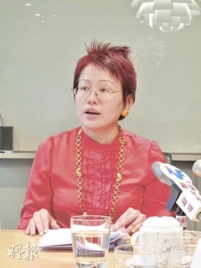蔡惠琴多次強調僱主及Y世代要多溝通,讓對方了解自己的要求及長處,以減少誤解。(梁琬珊攝) 蔡惠琴多次強調僱主及Y世代要多溝通,讓對方了解自己的要求及長處,以減少誤解。(梁琬珊攝)