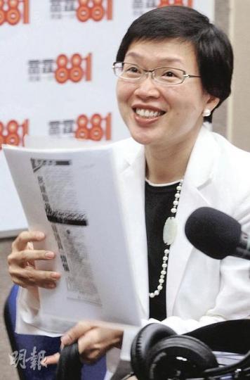 民政事務局副局長許曉暉昨日露口風,表示不少意見希望亞運選手村由公營機構興建。(劉焌陶攝) 民政事務局副局長許曉暉昨日露口風,表示不少意見希望亞運選手村由公營機構興建。(劉焌陶攝)