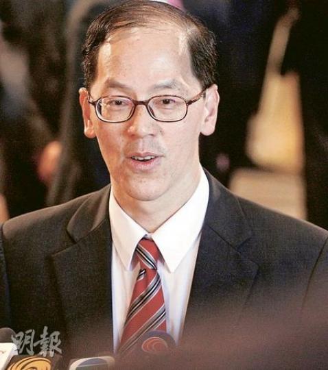 民政事務局長曾德成表示,由於有意見指6個星期的諮詢期太短,決定將諮詢期延長一個月至12月1日為止。(李紹昌攝) 民政事務局長曾德成表示,由於有意見指6個星期的諮詢期太短,決定將諮詢期延長一個月至12月1日為止。(李紹昌攝)