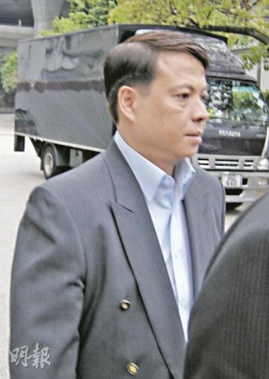 新輝的代表到庭應訊,承認其中4項控罪,獲控方撤銷其餘2項指控。(梁珮珊攝) 新輝的代表到庭應訊,承認其中4項控罪,獲控方撤銷其餘2項指控。(梁珮珊攝)