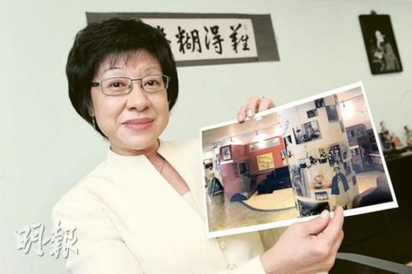 食物及衛生局常任秘書長李淑儀說,兒童專科醫療卓越中心會參考倫敦的兒童醫院,內裏設計猶如幼兒園色彩悅目,還有巴士模型供病童候診時解悶。(劉焌陶攝)(明報製圖) 食物及衛生局常任秘書長李淑儀說,兒童專科醫療卓越中心會參考倫敦的兒童醫院,內裏設計猶如幼兒園色彩悅目,還有巴士模型供病童候診時解悶。(劉焌陶攝)(明報製圖)