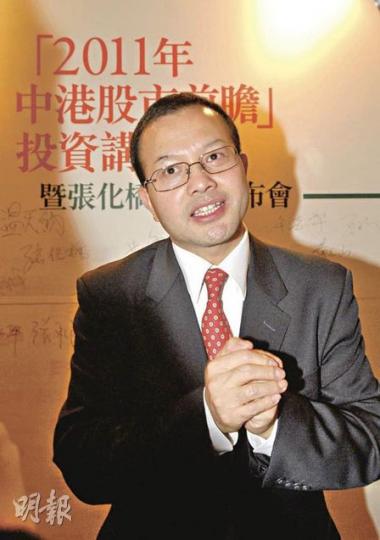 敢言見稱的張化橋，曾因質疑歐亞農業而被告上法庭，但近兩年嘅佢對投資有另一番領悟，所以今次才會出書剖析自己嘅投資心態。（陳淑安攝）