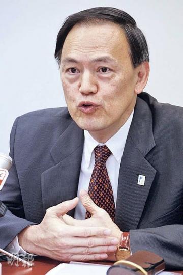 私隱專員蔣任宏指出，接受機制有利直銷業把目標客戶收窄，提升成本效益。（李紹昌攝）
