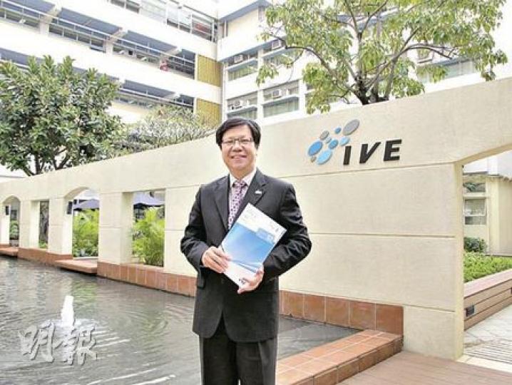 職訓局專業教育顧問梁任城認為，完成中四的學生轉讀中專課程，只需兩年便可畢業，不少學生發現自己不適合在文法中學讀書，亦會考慮這條出路。（彭美芳攝）