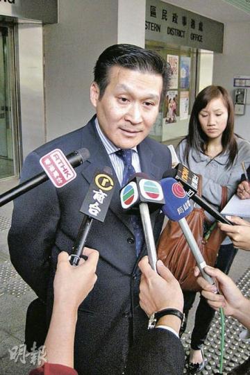 陳麗玲長子陳燿璋（圖）表示已向游逸燕醫生提出民事訴訟，坦言不是為錢，只想懲罰做錯事的人。（利嘉茵攝）