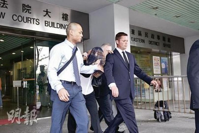 包至金侄女Amina（格仔布蓋頭者）昨要求感化進度報告交回原審裁判官阮偉明處理，及進行內庭聆訊，今日下午將決定申請是否受理。（李紹昌攝）