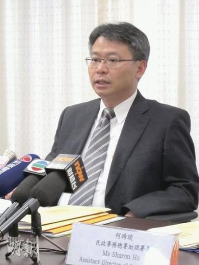 民政事務總署副署長梁振榮指出，發牌制度是要令物業管理行業更專業化，預料制度不會令管理費大增及令行業被壟斷。（何曉勤攝）