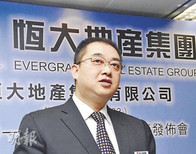 恒大地產行政總裁兼執行董事夏海鈞說，集團的合約銷售金額從去年的303億元跨越到今年的逾500億元，漲幅達到了60%左右，按照這個速度，集團2年內可跨越千億大關。（陳淑安攝）