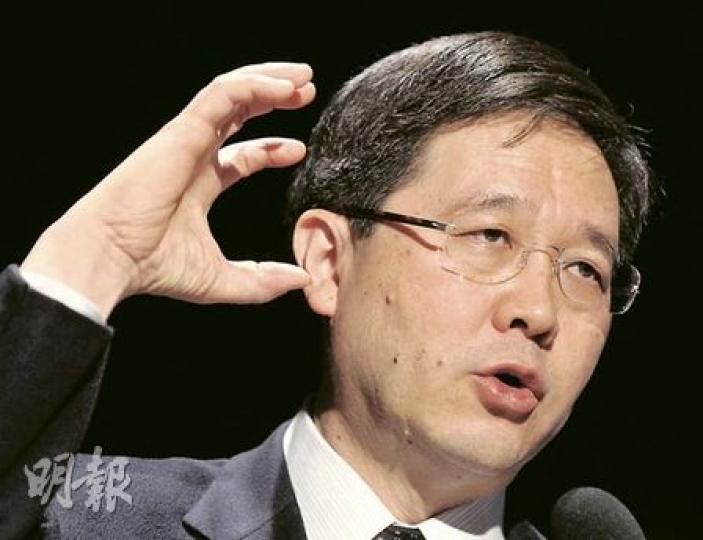 對於有香港記者在北京採訪時遭掌摑，政制及內地事務局長林瑞麟表示，本港政府已向國務院港澳辦表示關注，相信中央有關部門會作跟進。（余俊亮攝）