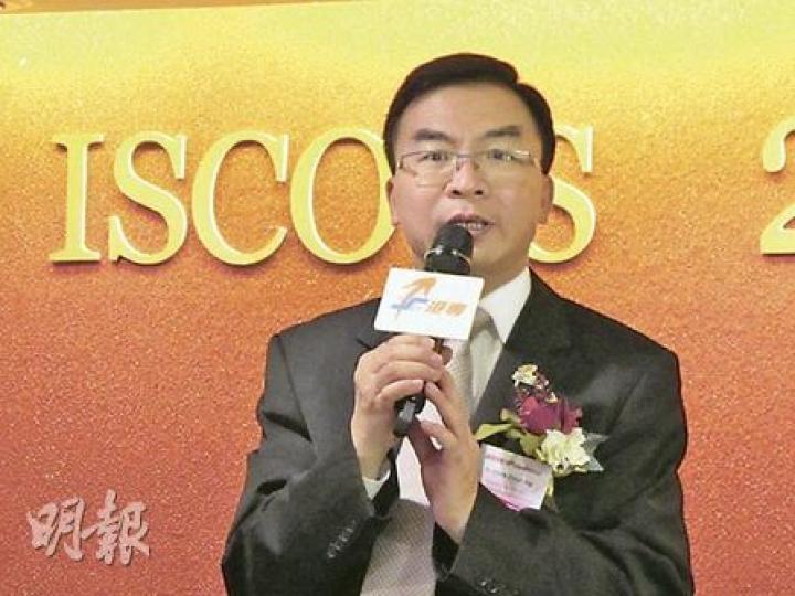 香港專業進修學校校長陳卓禧表示，學校最快在2013年開始辦自資學位課程，預計學費每年5萬，4年制全校最多容納約1000名學生。（彭美芳攝）