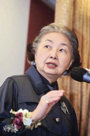 基本法委員會副主任梁愛詩昨出席政制研討會時表示，社會可討論普選的模式，但要進行政改一次過立法則有困難。（朱永倫攝）