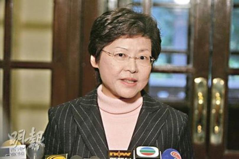 發展局長林鄭月娥表示，已要求市建局不用等待城規會決定，盡快向永利街租戶提供津貼及調遷安排。（郭慶輝攝）