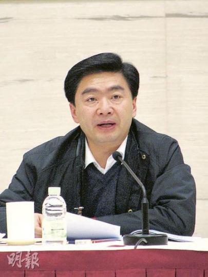 深圳市委書記王榮稱,工作報告簡單提及前海,是因為報告涵蓋全省,不可能就單一議題充分展開。(林迎攝)深圳市長許勤說,深港在前海地區應該互利共融。(林迎攝)廣東省科技廳廳長李興華表示,香港和廣東可以互相交流科技人才。(林迎攝) 深圳市委書記王榮稱,工作報告簡單提及前海,是因為報告涵蓋全省,不可能就單一議題充分展開。(林迎攝)深圳市長許勤說,深港在前海地區應該互利共融。(林迎攝)廣東省科技廳廳長李興華表示,香港和廣東可以互相交流科技人才。(林迎攝)